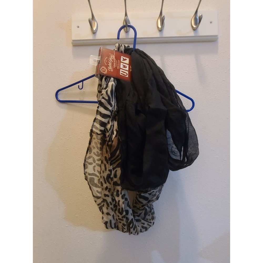 Bundle of scarves